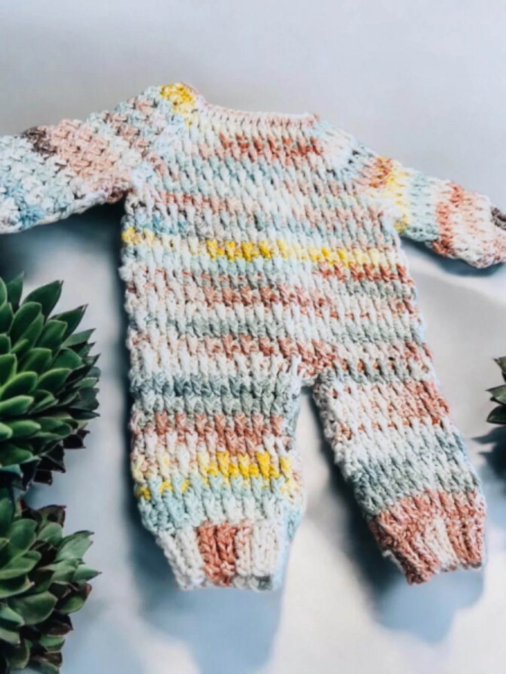 Newborn Baby Romper Gift Set with Beanie & Crochet Wooden Ring 0-3 Months